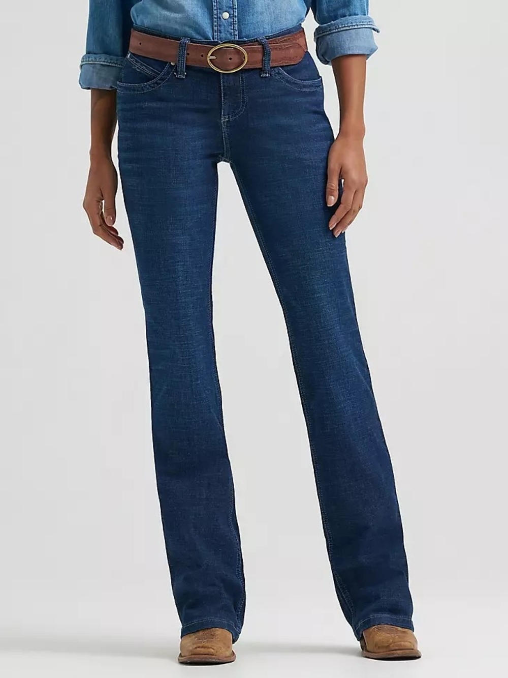Women's Wrangler® Ultimate Riding Jean Q-Baby Mid-Rise Bootcut 31x32